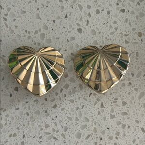 Vintage 80s Gold Heart Statement Clip-On Earrings | Retro Glam
